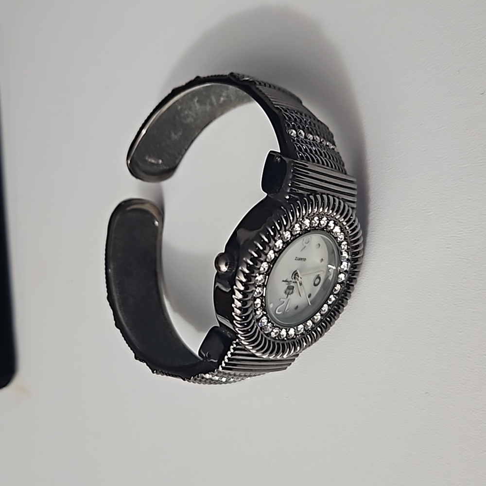 Premier Watch - Picture 3 of 3